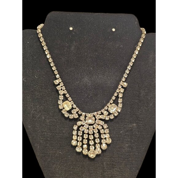 Vintage Paste Crystal Necklace - Picture 4 of 7